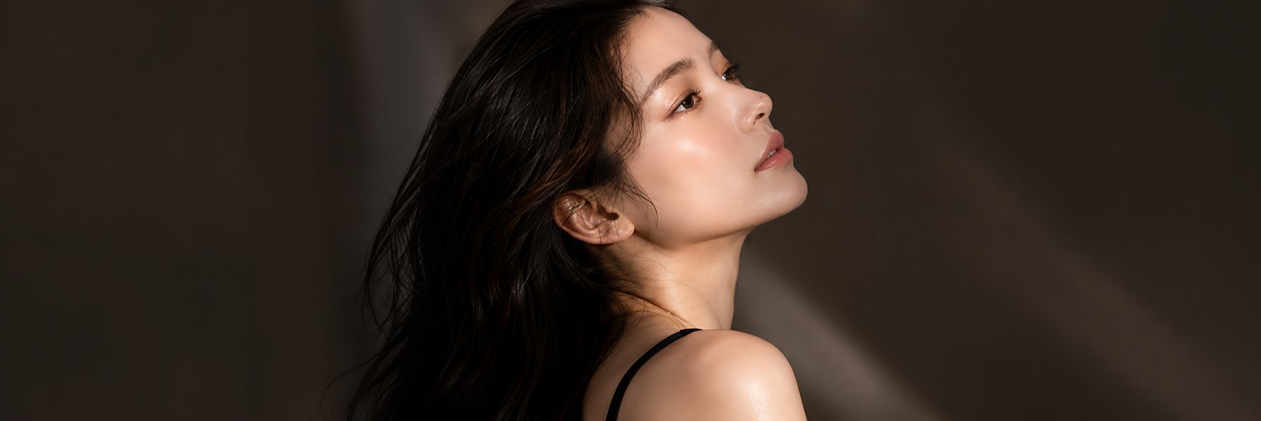 건강한 아름다움을 표현한 인물 이미지